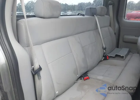 2005 Ford F-150 Stx/Xl/Xlt z USA, uszkodzony, nr VIN 1FTRX12W95NA45460